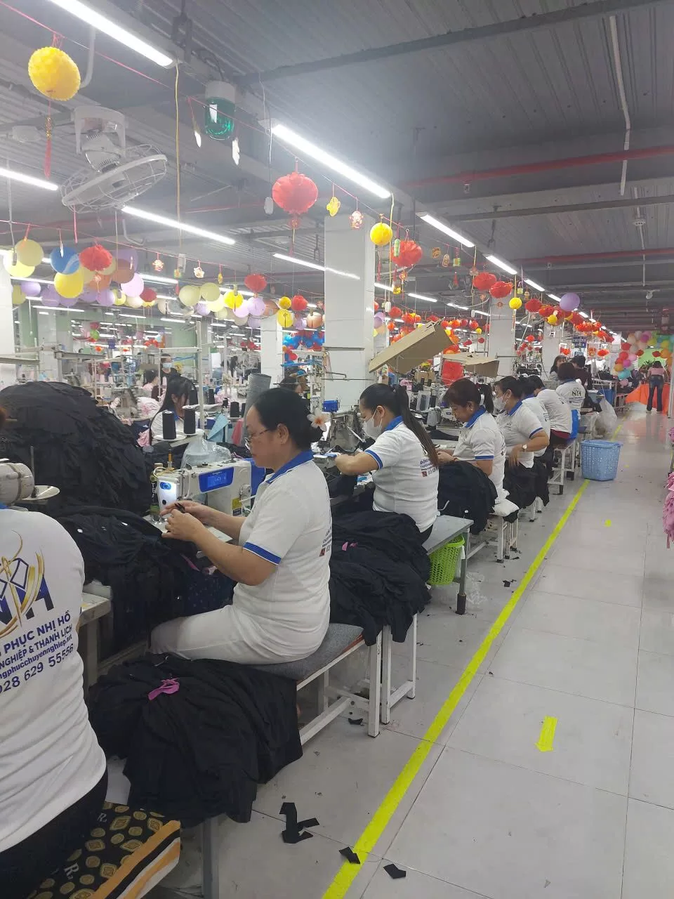 Đội ngũ nhân viên chuyên nghiệp
